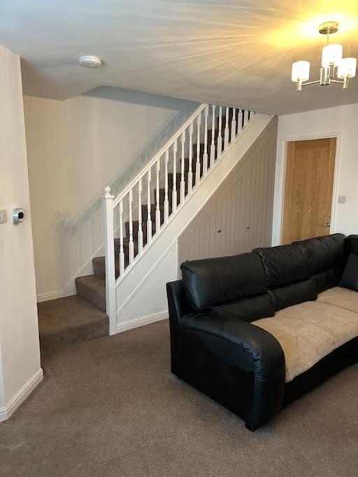 Fresh, Fully Equipped Modern House Can Sleep 5 Kiveton Park Exterior foto